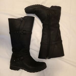 Teva De La Vina black waterproof leather boots, size 6.5